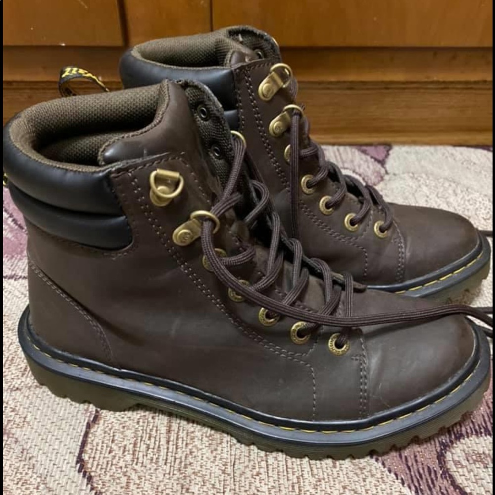 Women’s Doc Marten’s